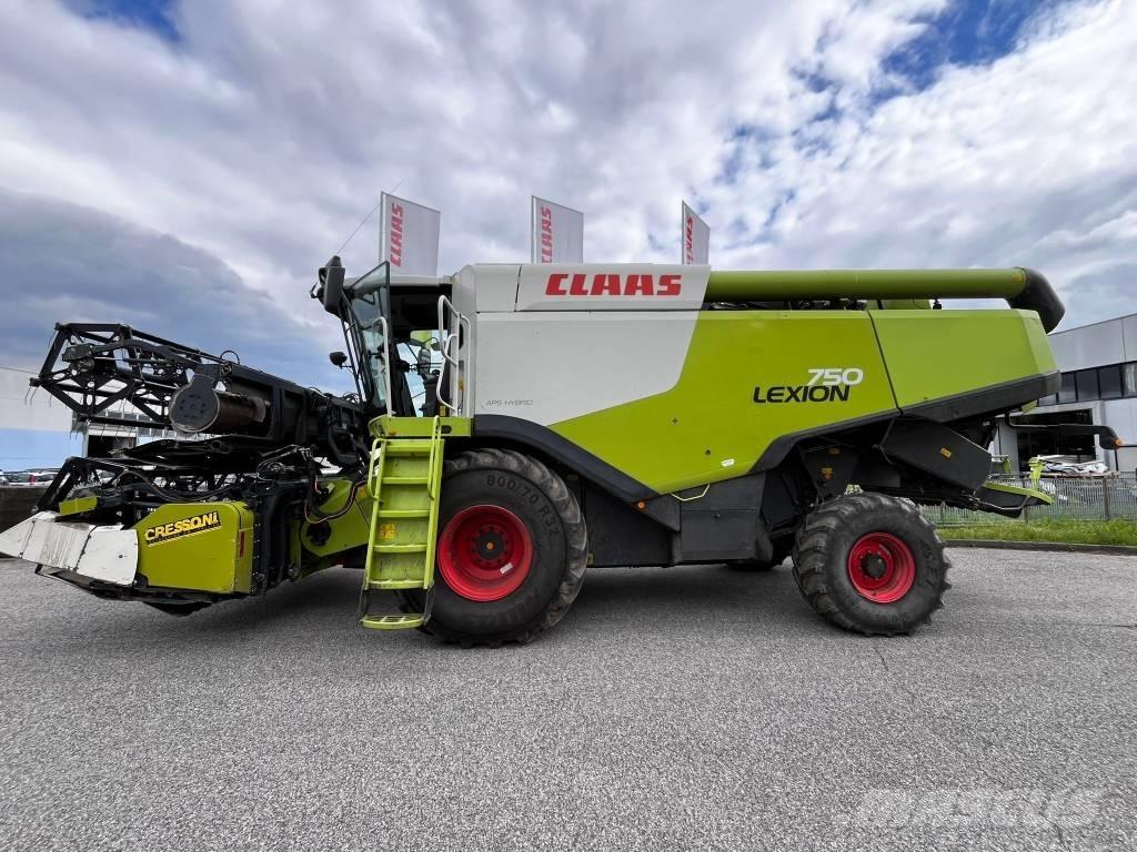 CLAAS Lexion 750 Зернозбиральні комбайни