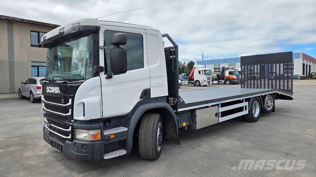 Scania P320 6X2*4 Бортові вантажівки