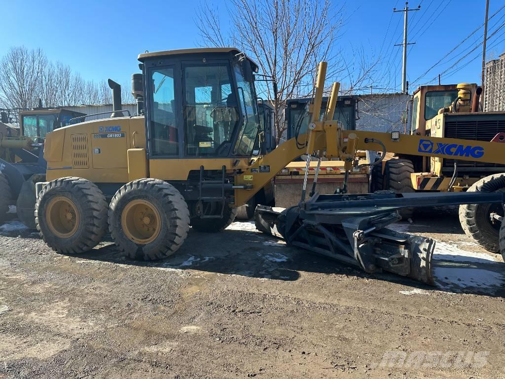 XCMG GR1803 Колісні бульдозери