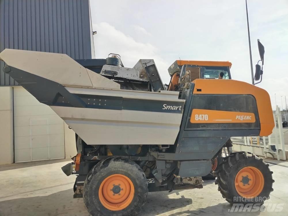 Pellenc 8470 Збиральна машина для винограду