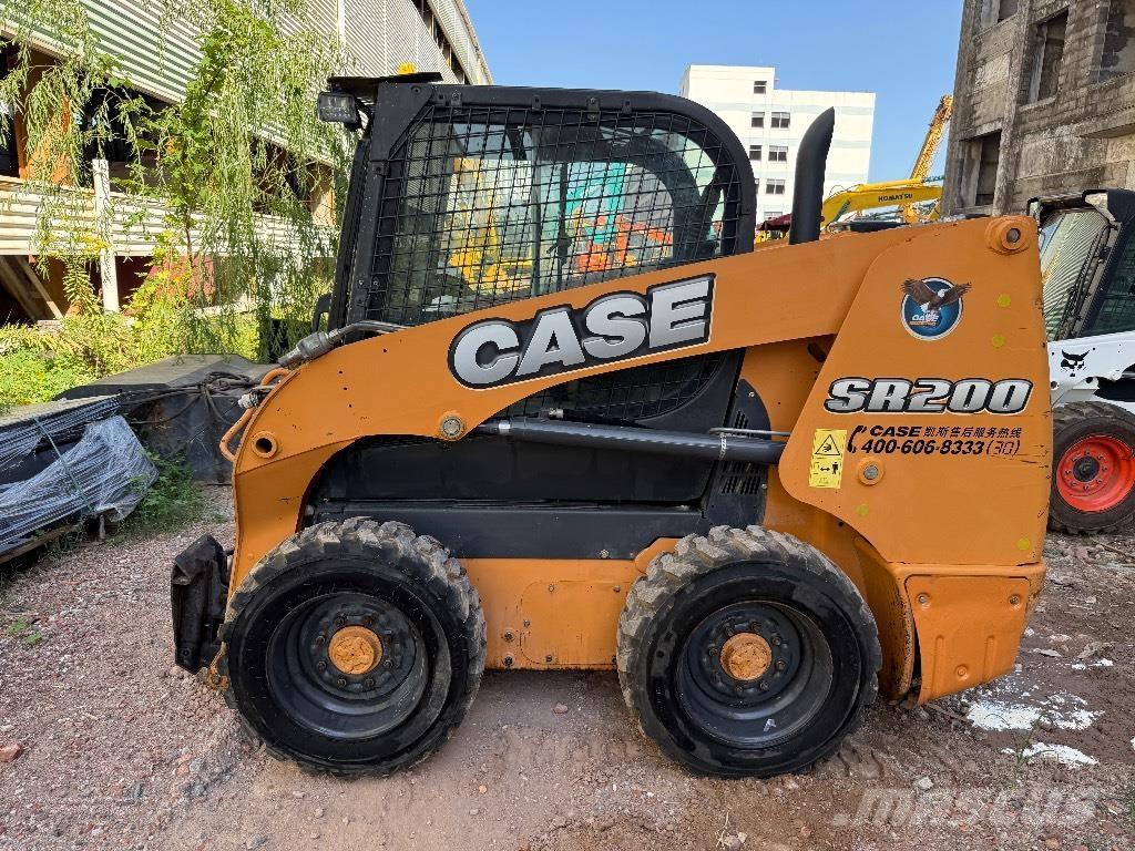 CASE SR 200 Міні-навантажувачі