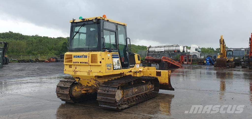 Komatsu D 39 PX-21 A Гусеничні бульдозери