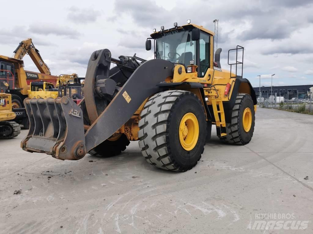 Volvo L250G Фронтальні навантажувачі