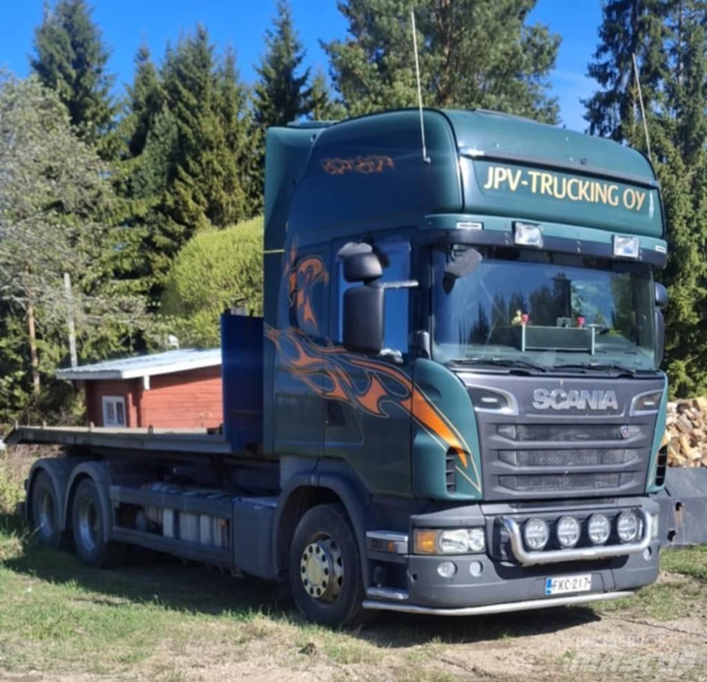 Scania R 560 Вантажівки з гаковим підйомом