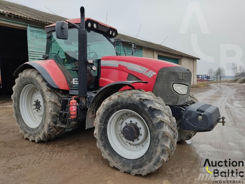McCormick E-PLUS Трактори