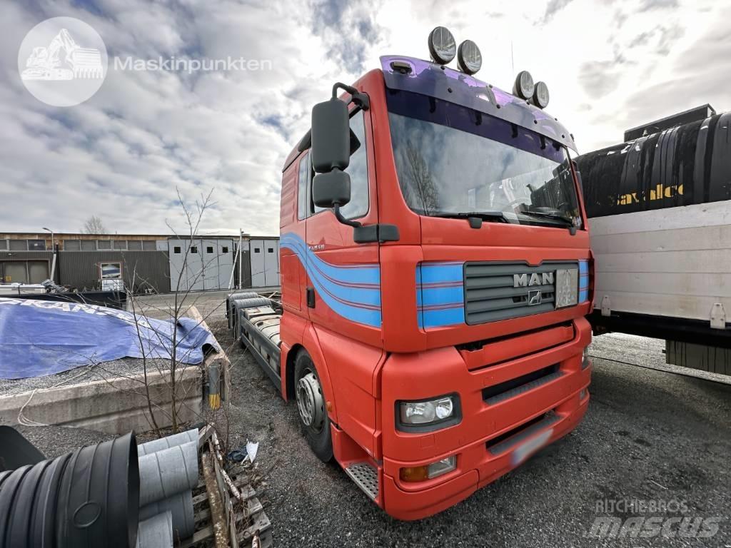 MAN TGX 28.530 LAXO Шасі з кабіною