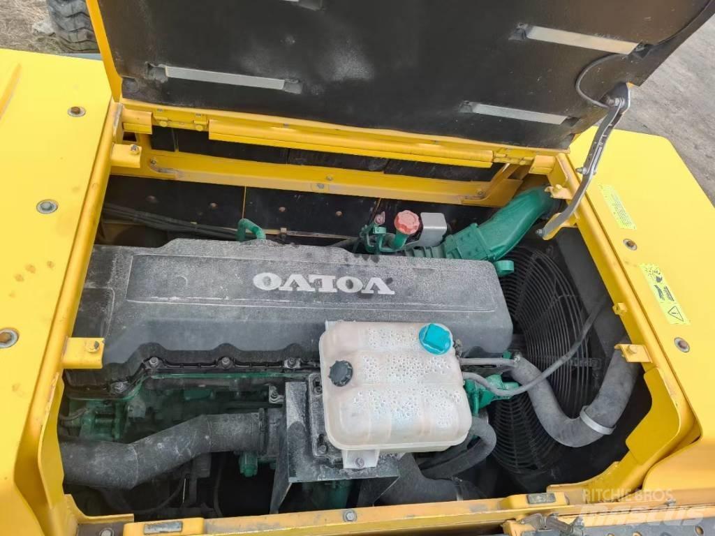 Volvo EC 480 D L Гусеничні екскаватори