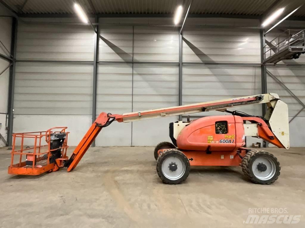 JLG 600 AJ Колінчаті підйомники