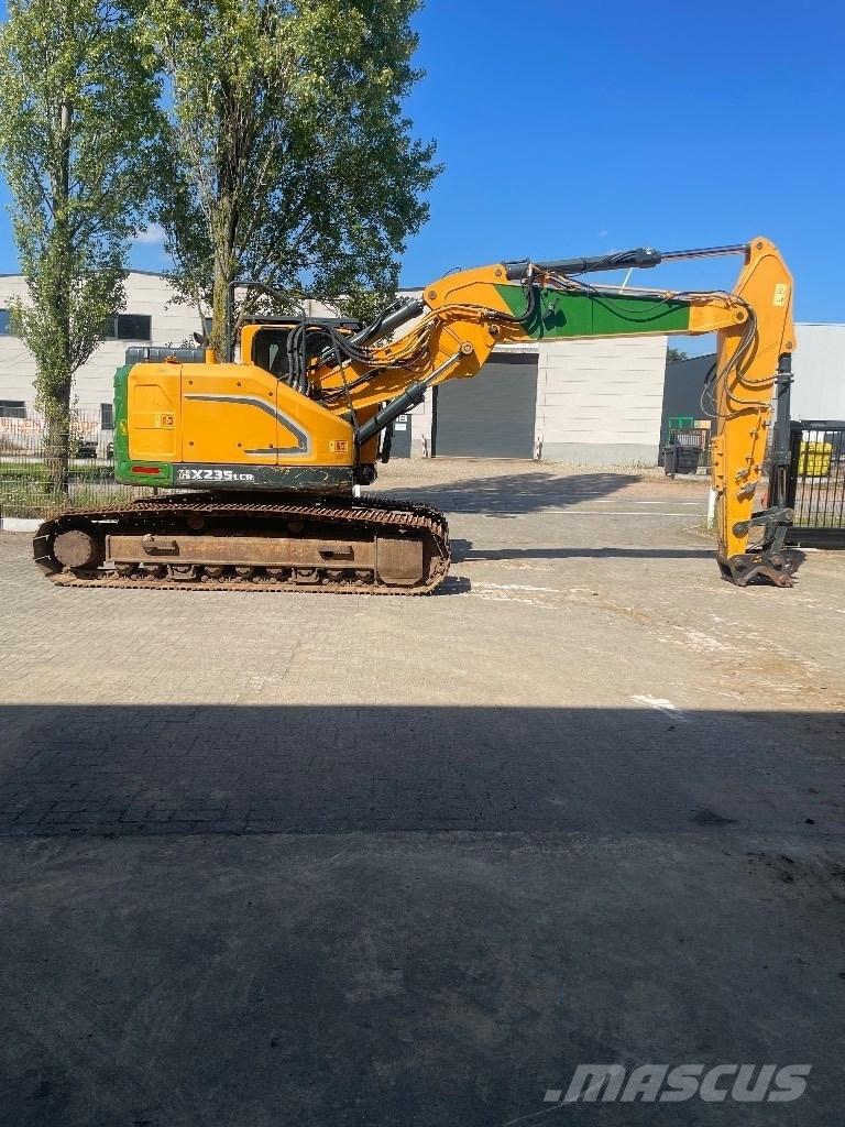 Hyundai HX 235 Гусеничні екскаватори