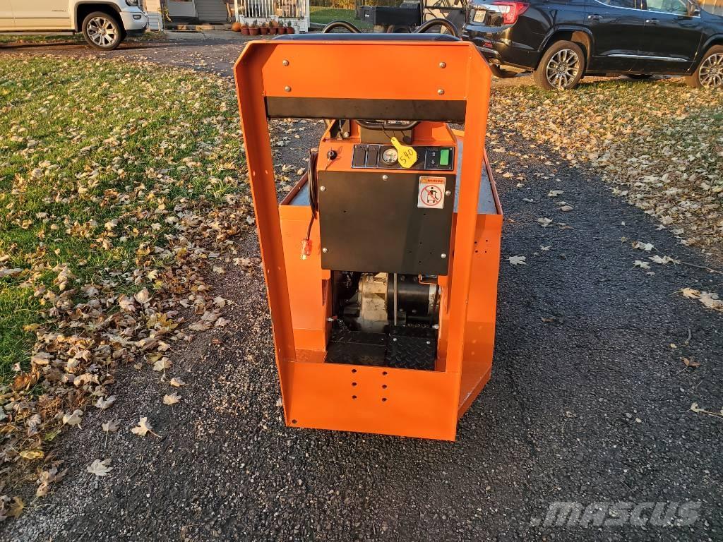 Taylor-Dunn SC090 Тягачі колісні