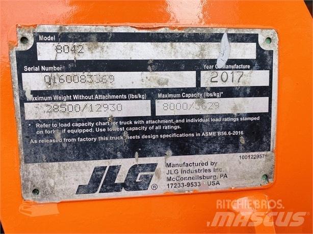 SkyTrak 8042 Телескопічні навантажувачі