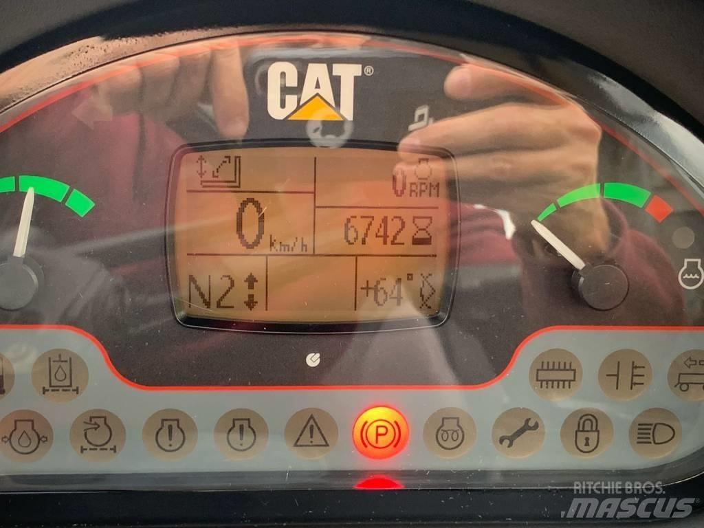 CAT TH 337C Телескопічний навантажувач