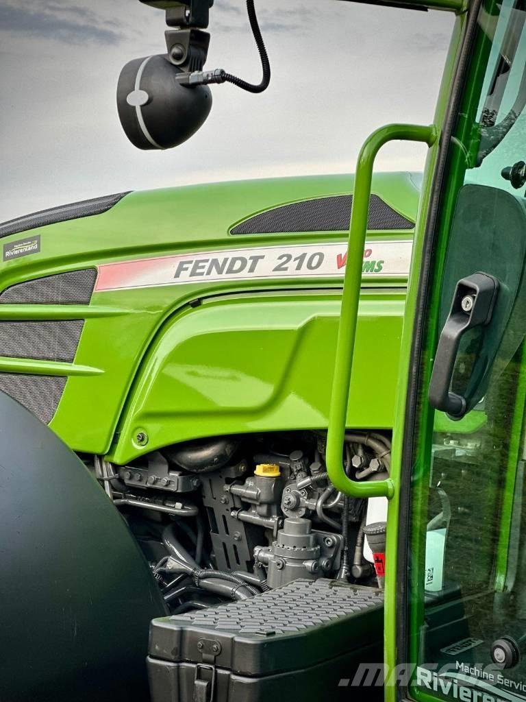 Fendt 210S Vario Трактори