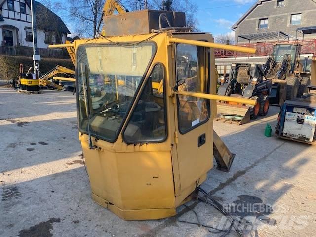 CAT 992 C Кабіна