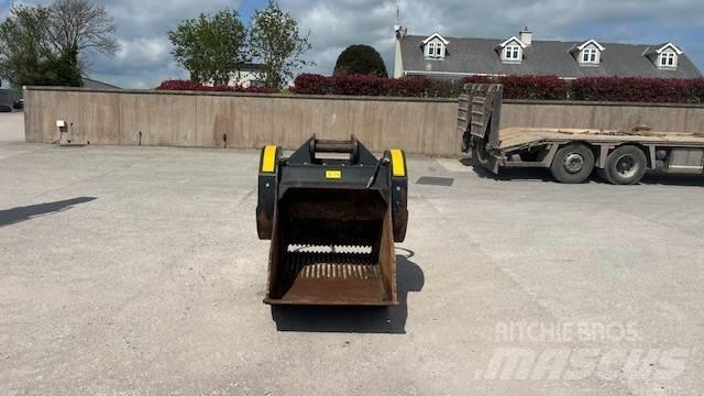 MB Crusher BF 90.3 Дробильні ковші