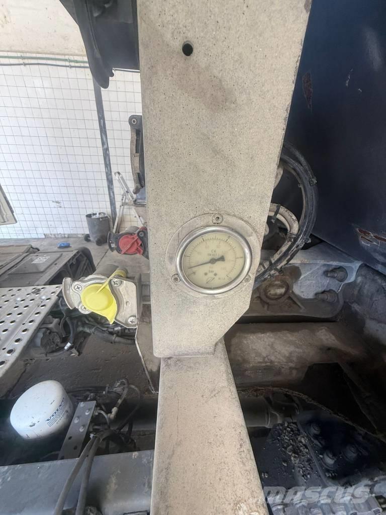 Fruehauf FST4FC, Напівпричепи-самоскиди