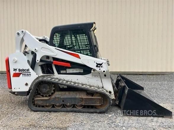 Bobcat T590 Міні-навантажувачі