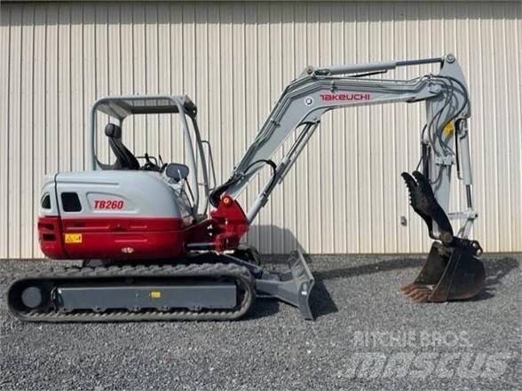 Takeuchi TB260 Гусеничні екскаватори