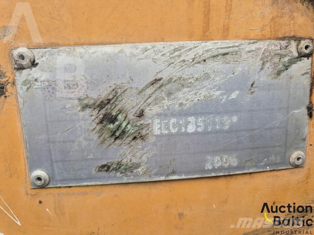 CASE 621 D Фронтальні навантажувачі