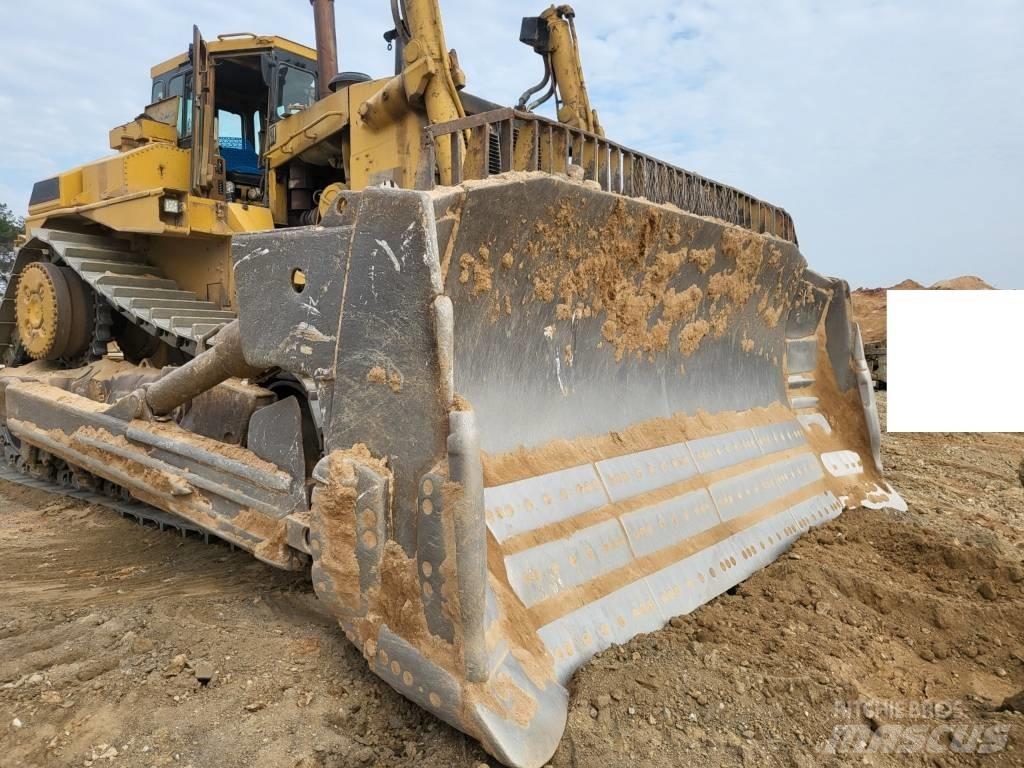 CAT D11N Гусеничні бульдозери