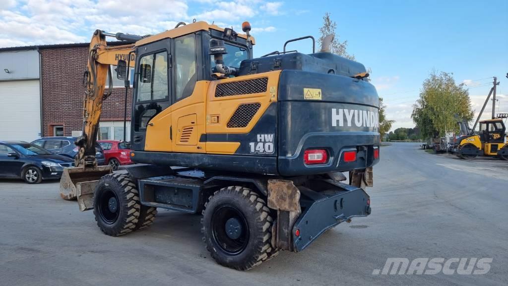 Hyundai HW 140 Колісні екскаватори