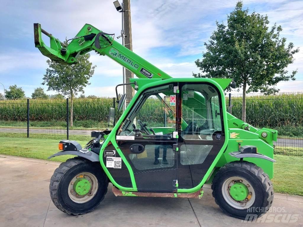Merlo P25.6 Телескопічні навантажувачі