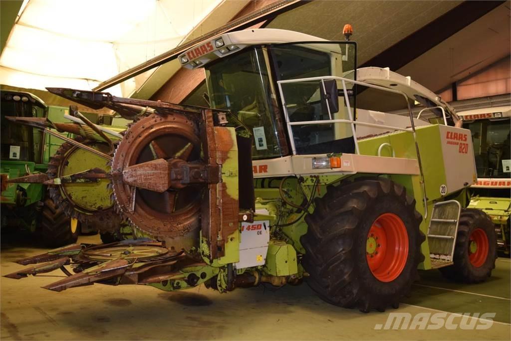 CLAAS Jaguar 820 Кормозбиральні комбайни