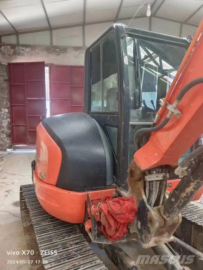 Kubota KX 155-5 Гусеничні екскаватори