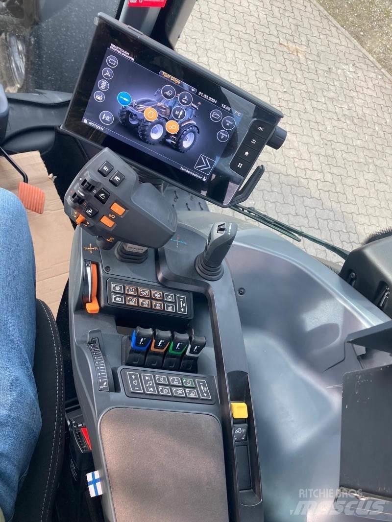 Valtra Q245 Трактори