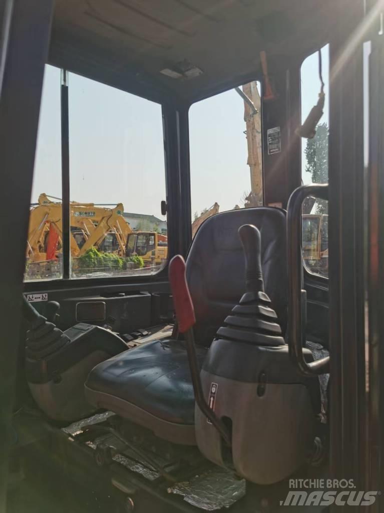 Hitachi ZX 50 U Міні-екскаватори < 7т