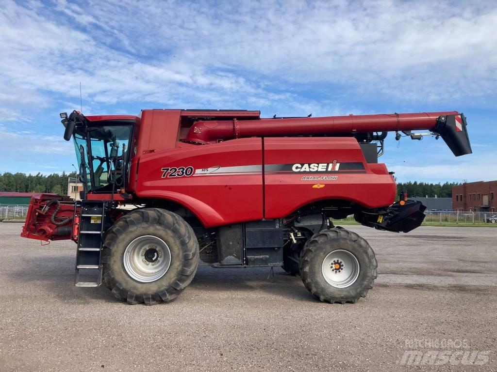 Case IH 7230 Зернозбиральні комбайни