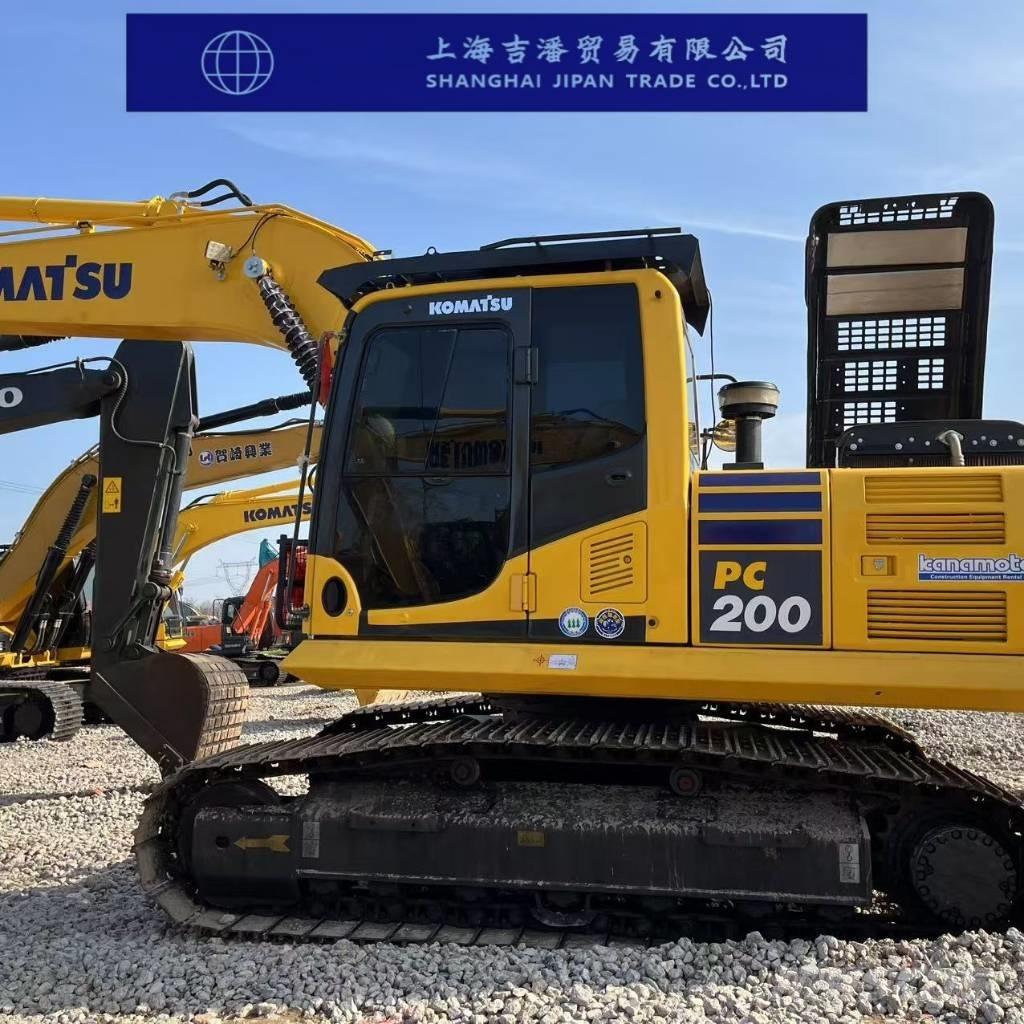 Komatsu PC 200-8 Гусеничні екскаватори