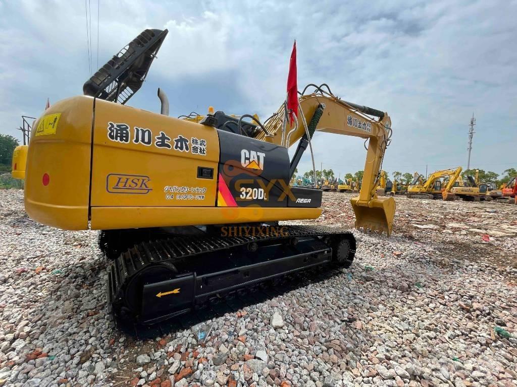 CAT 320 D GC Гусеничні екскаватори