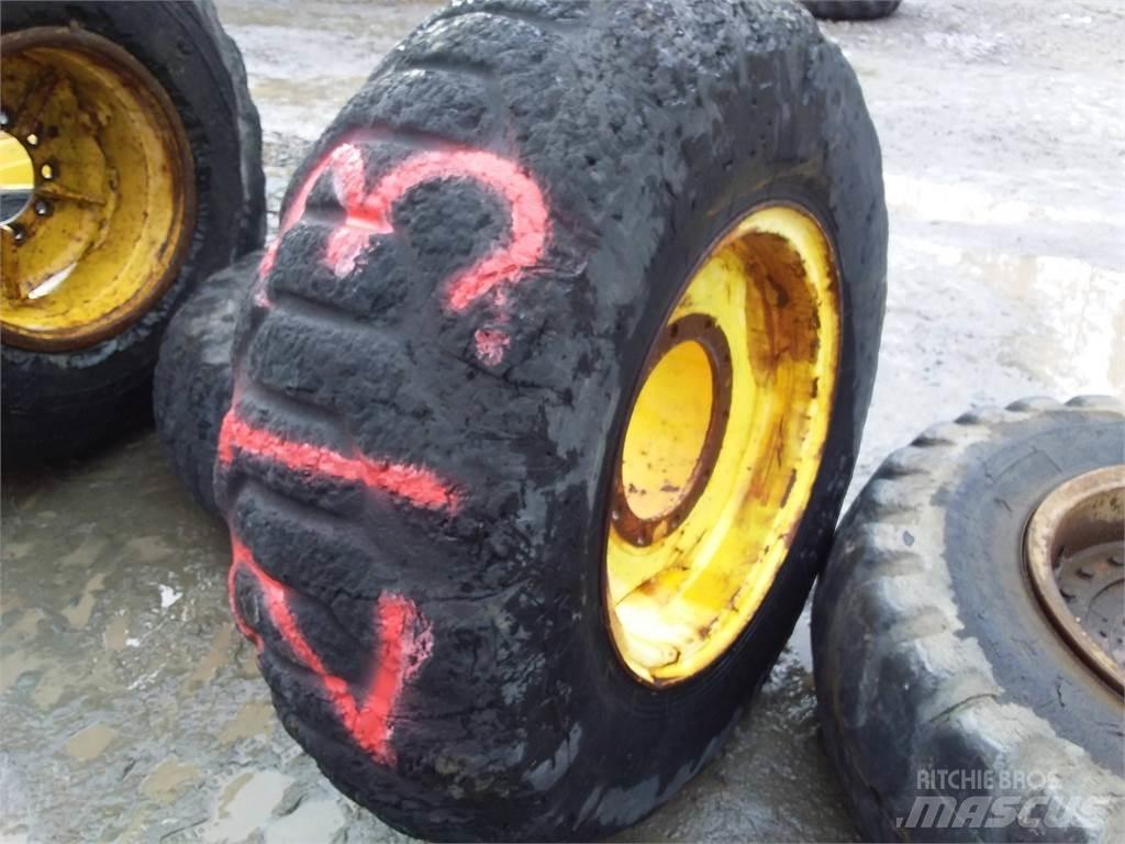 Nokian ELS 17,5x25 Шини