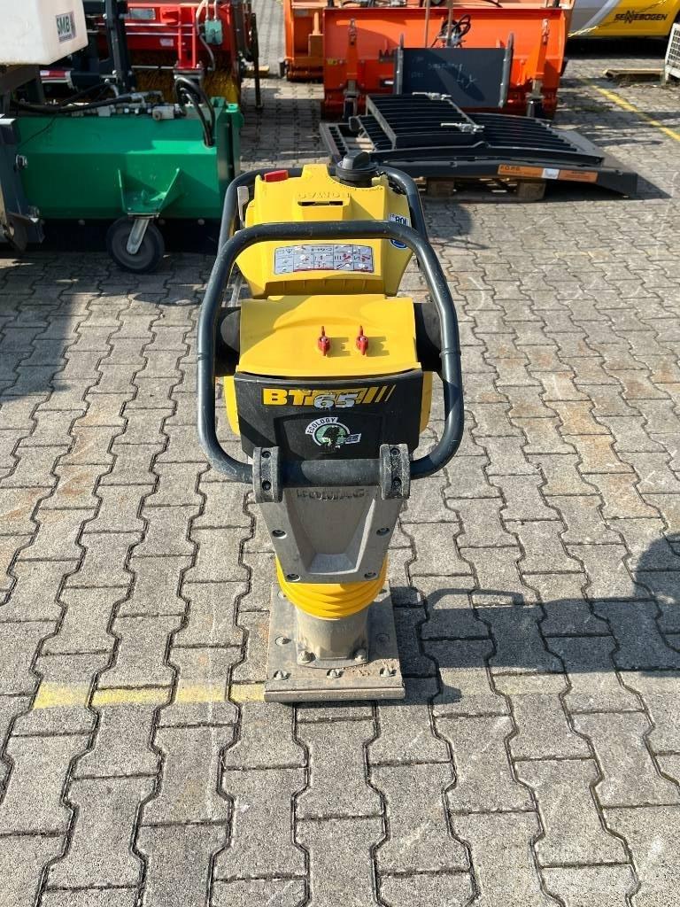 Bomag BT 65 Трамбувальники