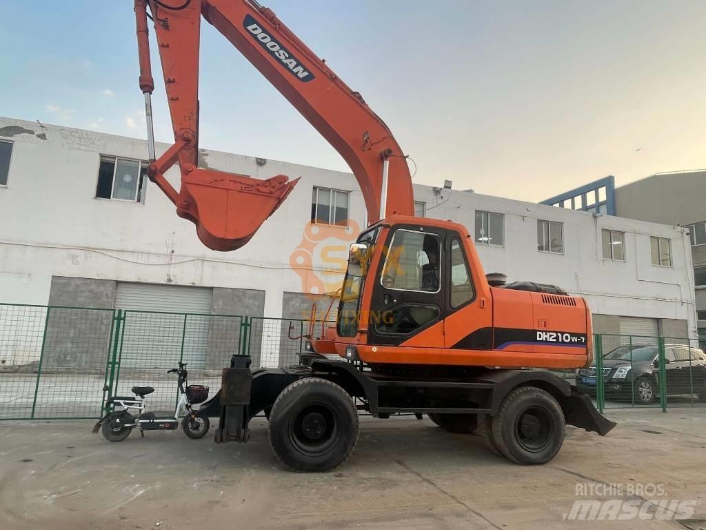 Doosan DH210W-7 Колісні екскаватори