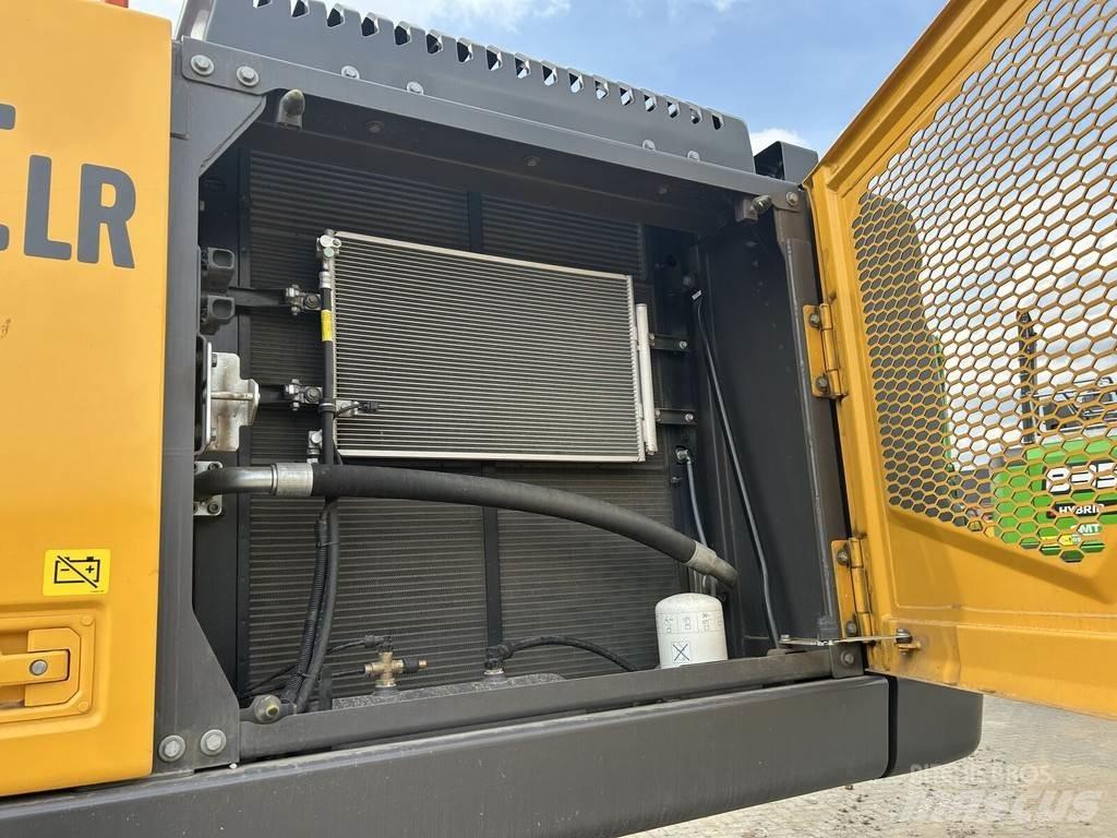Volvo EC300LR Гусеничні екскаватори