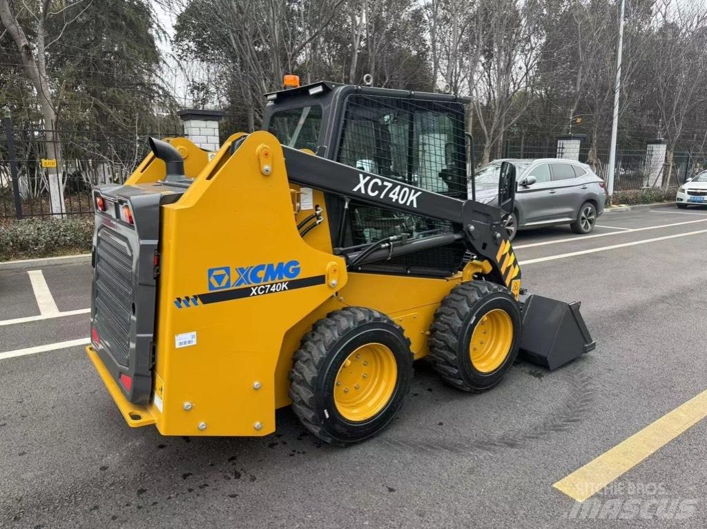 XCMG XC740K Міні-навантажувачі
