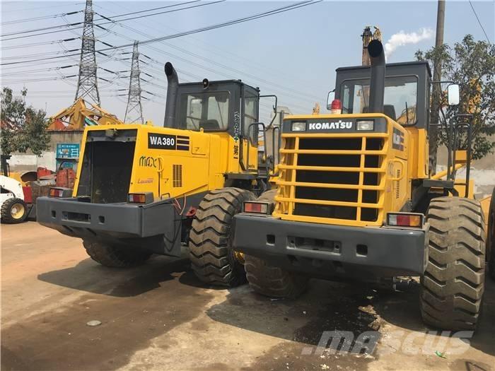 Komatsu WA 380-3 Фронтальні навантажувачі