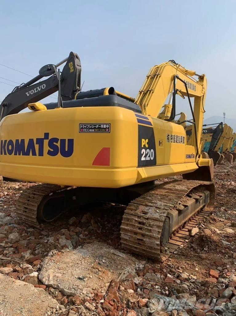 Komatsu PC 220-8 Середні екскаватори 7т. - 12т.