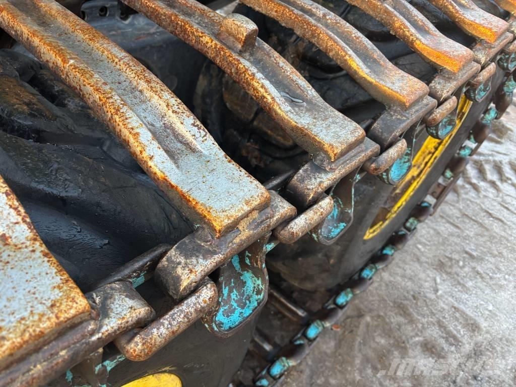 John Deere 1270 E Харвестери