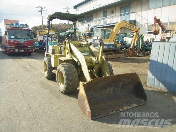 Mitsubishi WS300A Фронтальні навантажувачі
