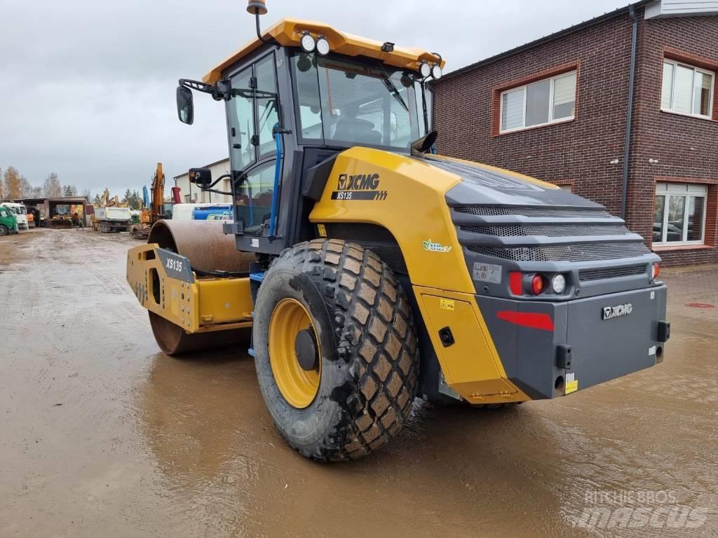 XCMG XS 135 Грунтові котки