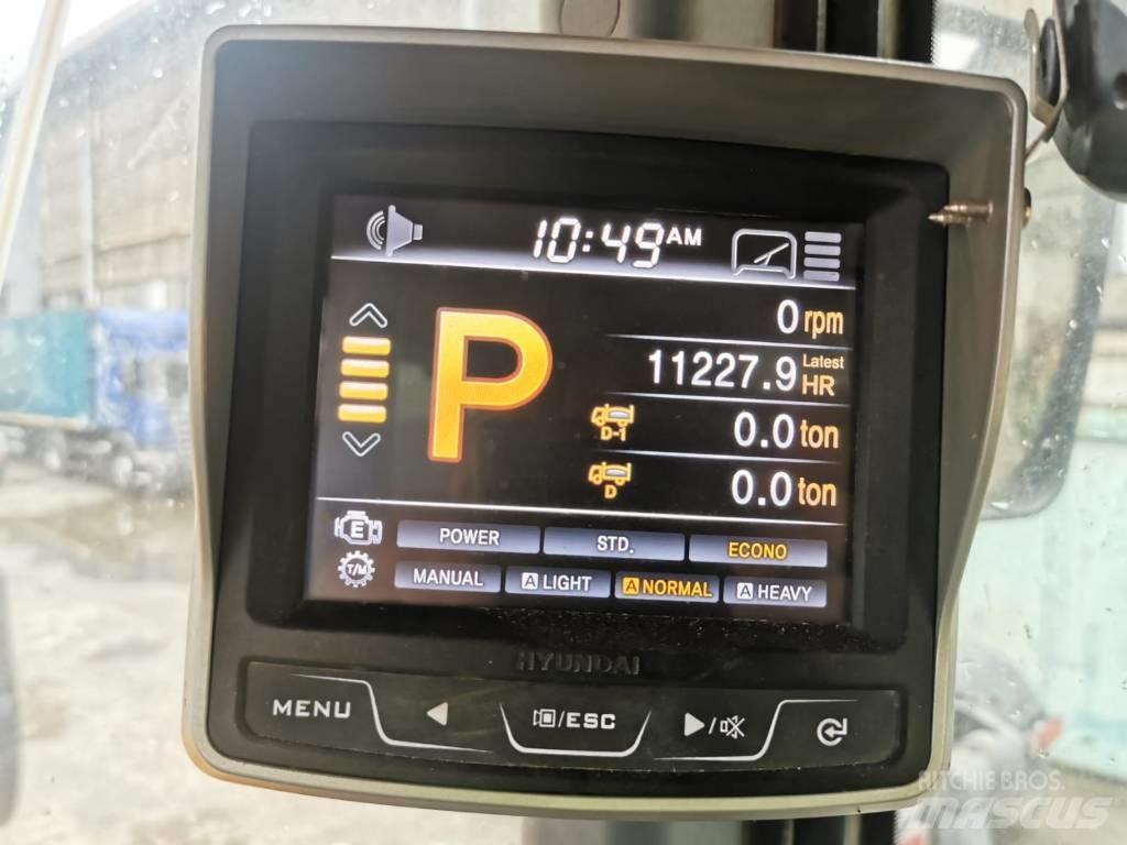 Hyundai HL 760-9 Фронтальні навантажувачі