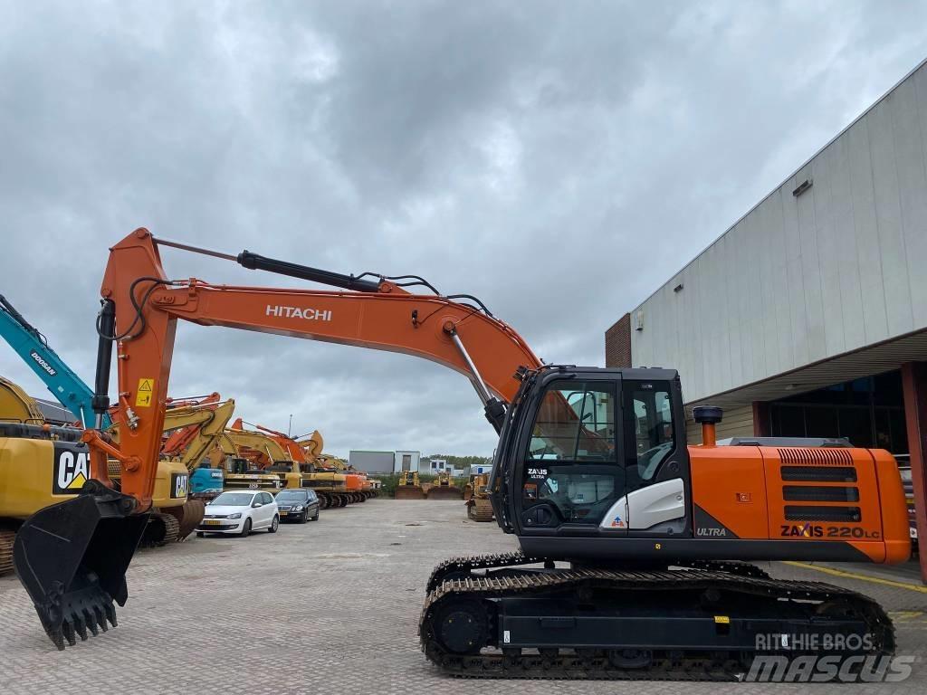 Hitachi ZX 220LC-5G Гусеничні екскаватори