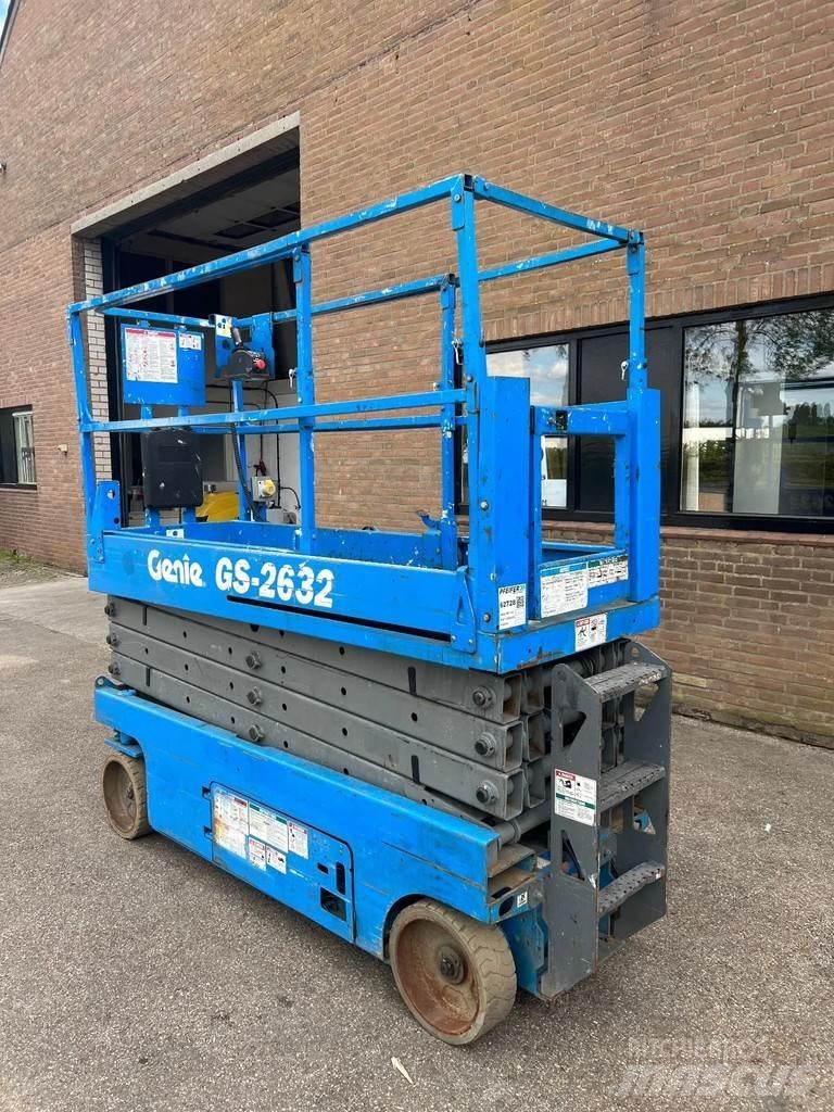 Genie GS-2632 Підйомники-ножиці