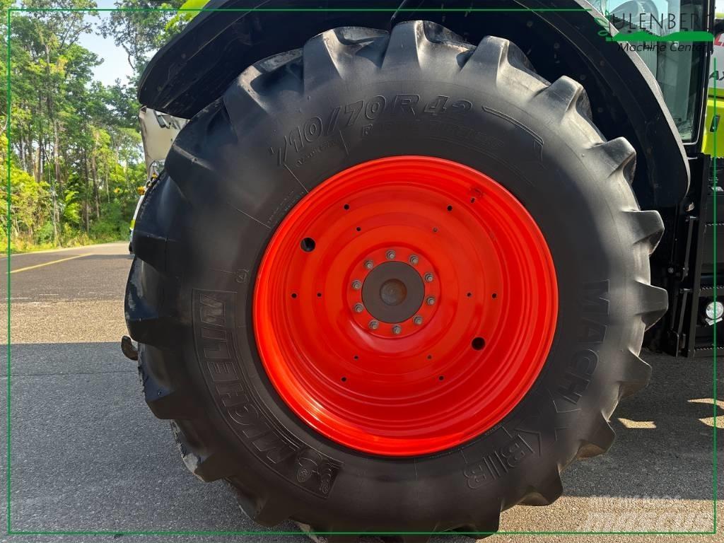 CLAAS Axion 850 CIS Трактори