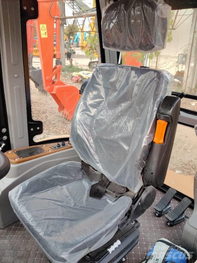 CAT 420F Екскаватори-навантажувачі