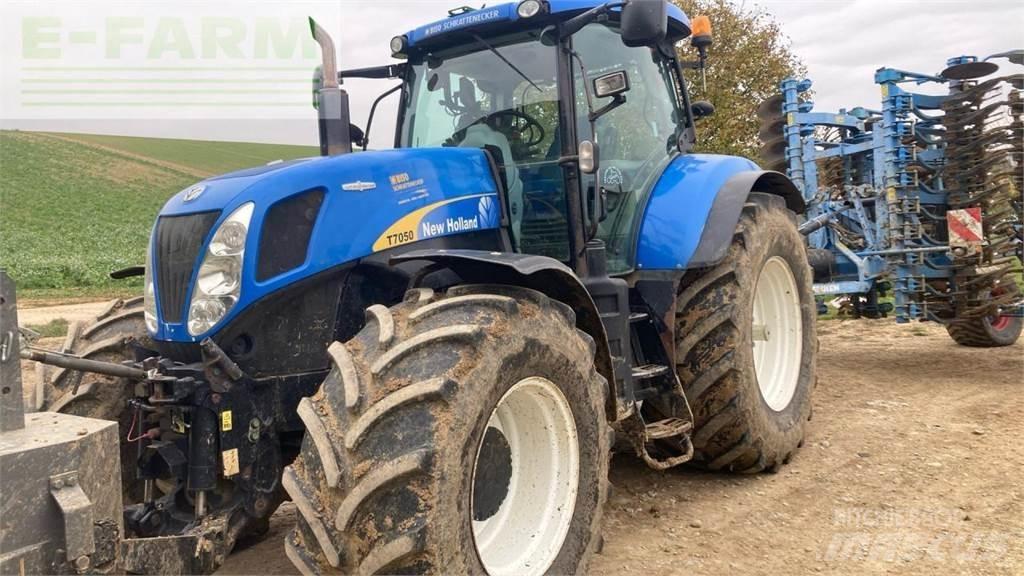 New Holland T7050 Трактори
