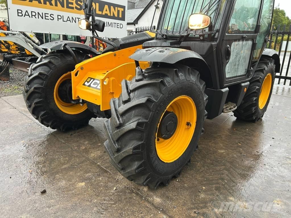 JCB 535-95 Телескопічні навантажувачі